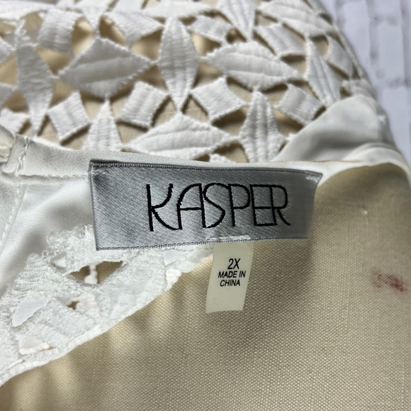 Vintage white blouse with laces on shoulders and sleeves size 2X - Picture 7 of 7